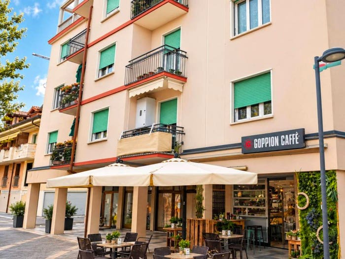 Appartamento con 6 locali in vendita in Piazza G Oberdan, Centro, Grado