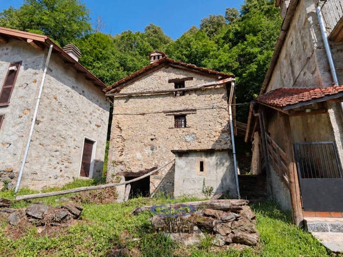 Casa con 5 locali in vendita in Via per Catasco, Gravedona ed Uniti