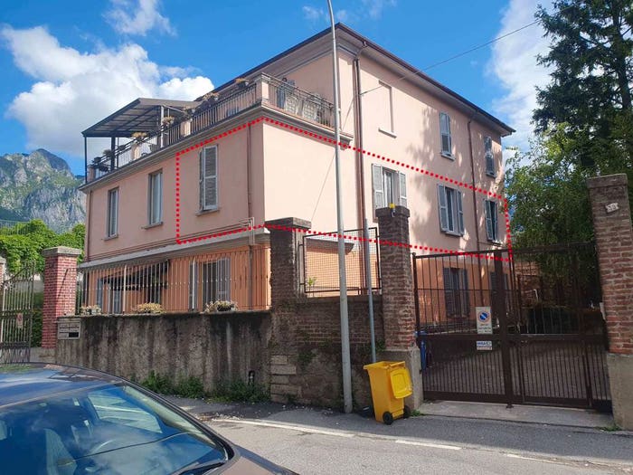 Appartamento trilocale in vendita in Via Antonio Ghislanzoni, Pescarenico, Lecco