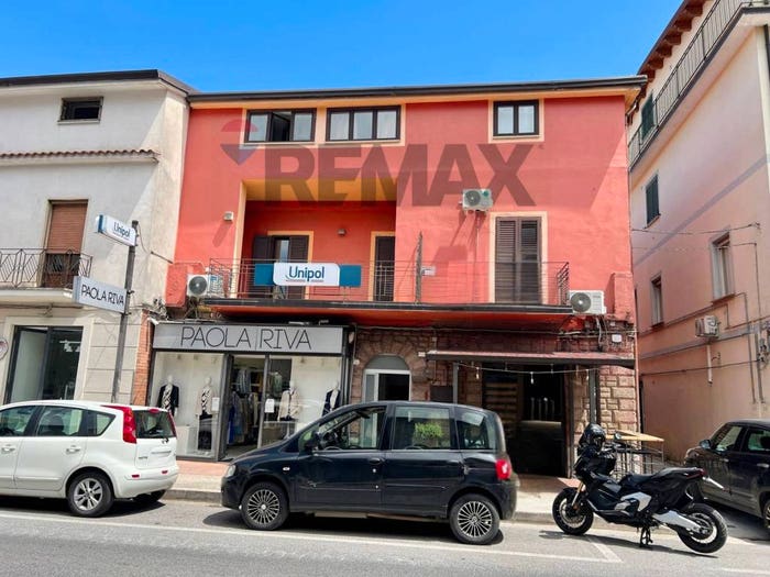 Casa con 6 locali in vendita in Via Napoli, Marzanello, Vairano Patenora