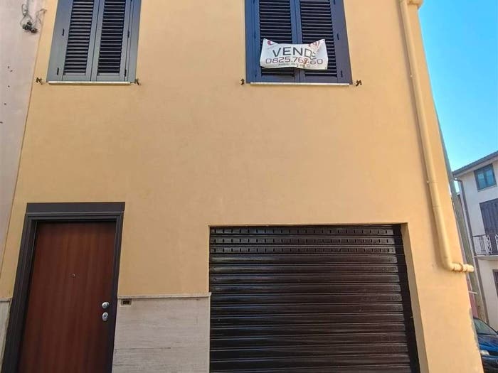 Casa con 5 locali in vendita in picarelli, Picarelli Rione Ferrovia Archi, Avellino