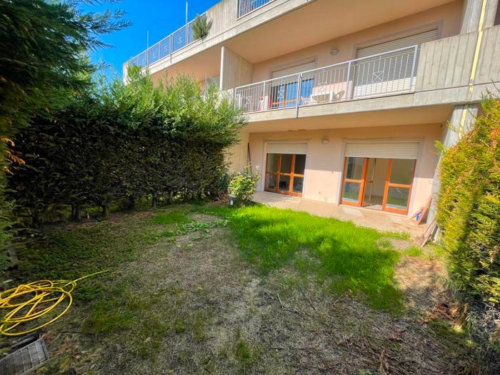 Appartamento trilocale in vendita in Via Vallerana, Acqui Terme