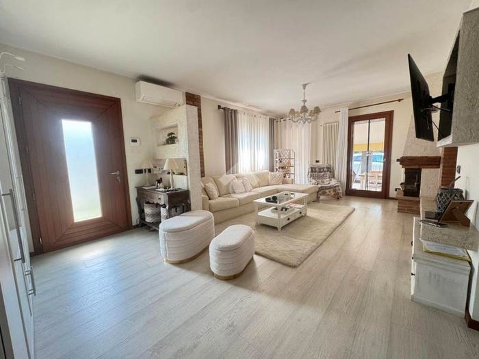 Casa con 5 locali in vendita in Via due palazzi, Montà Sant'Ignazio, Padova