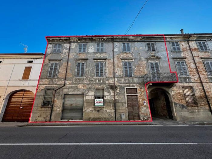 Casa con 5 locali in vendita in Via Giuseppe Garibaldi, San Martino dall'Argine