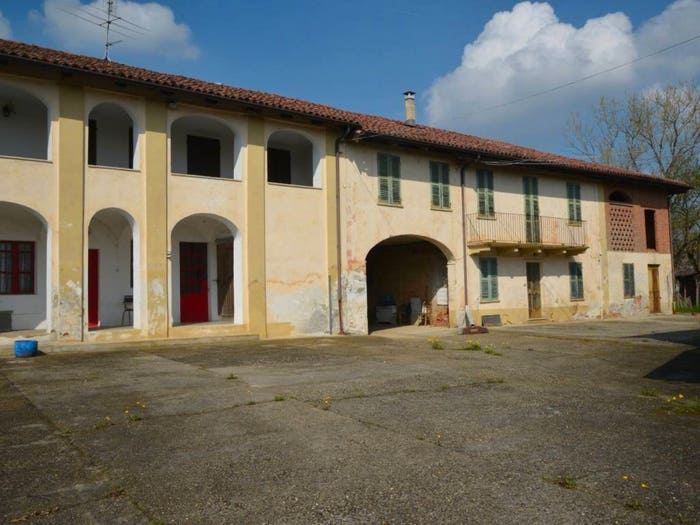 Casa con 6 locali in vendita in FRAZIONE VALLEANDONA, Casabianca Valleandona, Asti