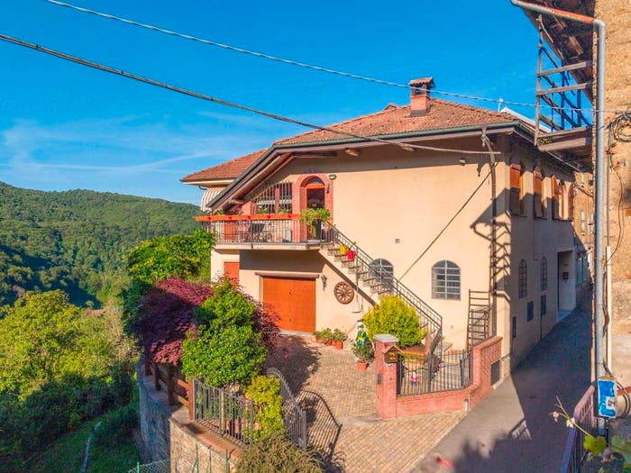 Casa trilocale in vendita in Via Don Strola, Sovazza, Armeno