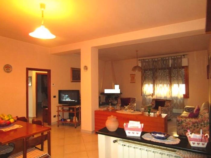 Appartamento con 6 locali in vendita in Levanella, Montevarchi