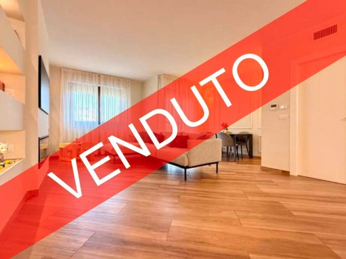 Appartamento quadrilocale in vendita in Largo delle Alpi, Nichelino