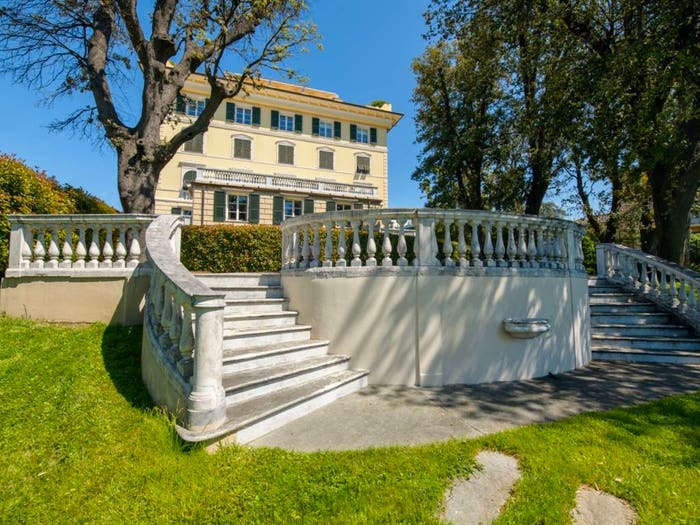 Appartamento quadrilocale in vendita in Via Gorgona, Albaro, Genova