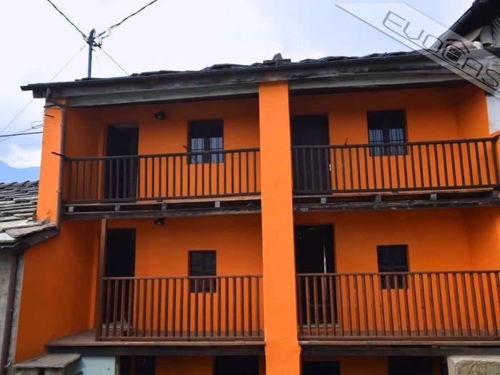 Casa quadrilocale in vendita in Località Bertot, Angrogna