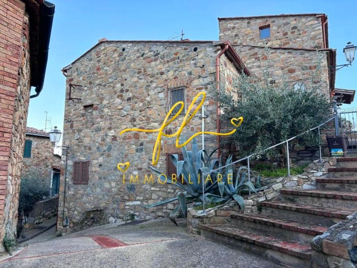 Appartamento quadrilocale in vendita in Via S Giovanni Bosco, Montecerboli, Pomarance