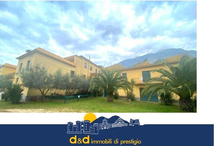 Casa con 6 locali in vendita in Via Fontana, San Pietro Infine
