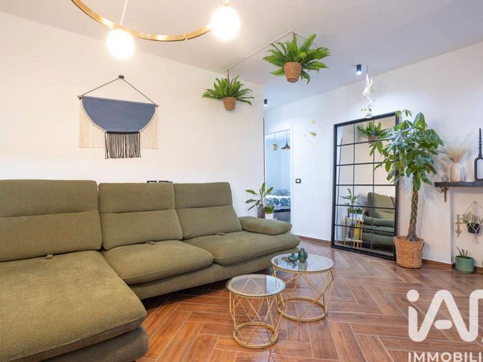 Casa con 5 locali in vendita in Via contrada farneto, Castelleone di Suasa