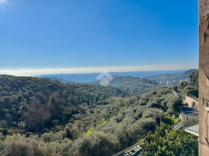 Appartamento con 5 locali in vendita in Via Niccolò Machiavelli, Civezza