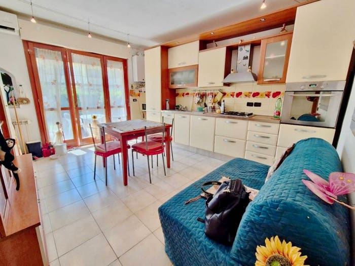 Appartamento bilocale in vendita in Via Ugolino e Vadino Vivaldi, Marina di Pisa, Pisa