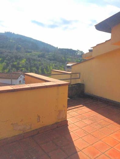 Casa con 6 locali in vendita in MontecatiniTerme