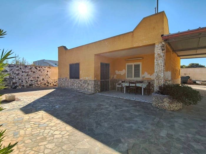 Casa trilocale in vendita in Via delle Saggine, Torre Chianca, Lecce