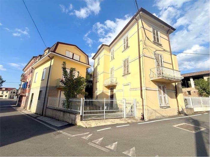 Casa con 6 locali in vendita in Sant'Agata Fossili