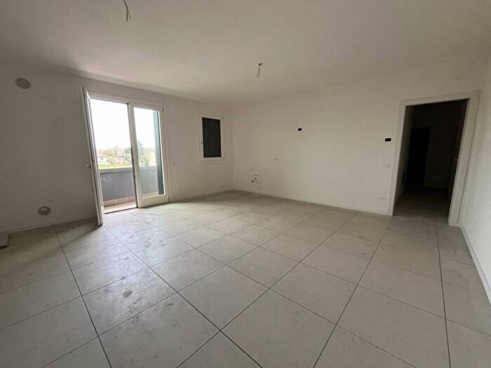 Appartamento quadrilocale in vendita in via Roma, Centro, Saccolongo