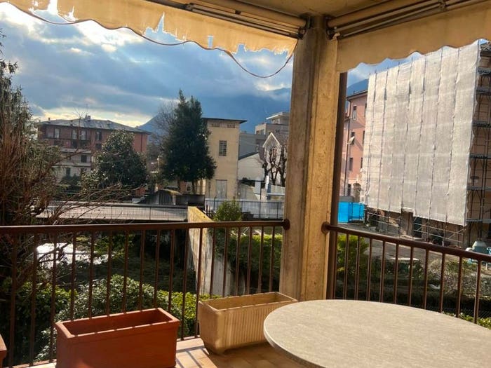 Appartamento trilocale in vendita in Via Galandra, Castello, Lecco