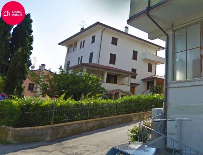 Casa con 6 locali in vendita in Viale Alcide De Gasperi, Centro, Monte San Pietrangeli