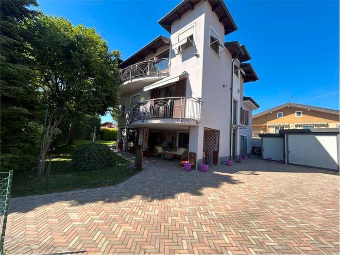 Casa con 6 locali in vendita in via del temo, Cambiano
