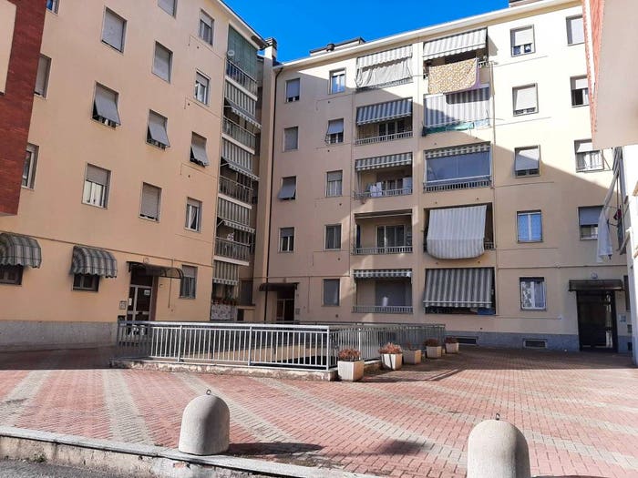 Appartamento quadrilocale in vendita in Via Nizza, Centro, Acqui Terme