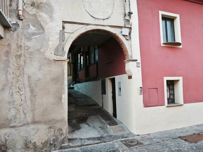 Appartamento bilocale in vendita in Via Santuario di Oropa, Favaro, Biella