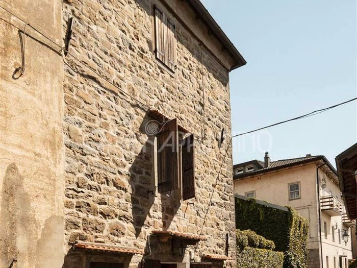 Casa quadrilocale in vendita in Centro, Frassinoro