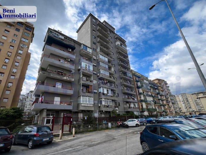 Appartamento trilocale in vendita in Via Tommaso Marcellini, Calatafimi Alta, Palermo