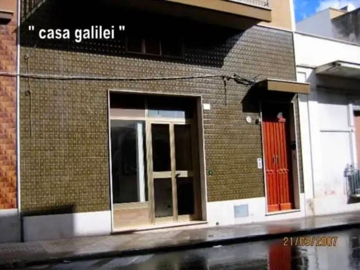 Appartamento con 6 locali in vendita in Via Galileo Galilei, Floridia