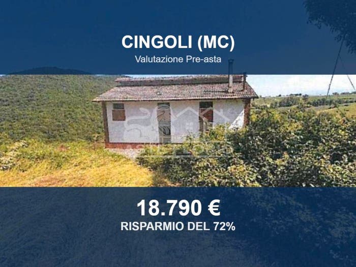 Appartamento con 6 locali in vendita in Marcucci, Avenale, Cingoli