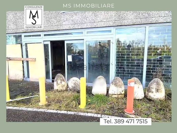 Appartamento con 5 locali in vendita in Via Cusago, Muggiano, Milano