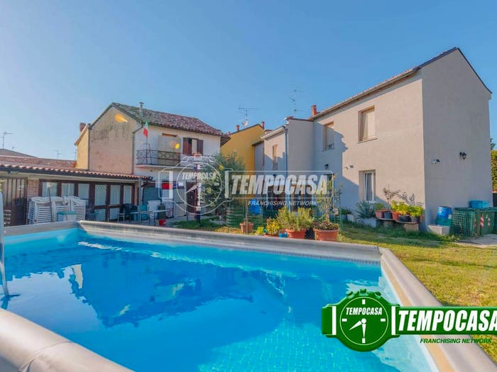 Casa quadrilocale in vendita in Via Roma, Centro, Marcignago