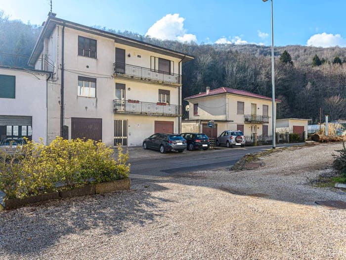 Appartamento con 5 locali in vendita in Centro, Valli del Pasubio