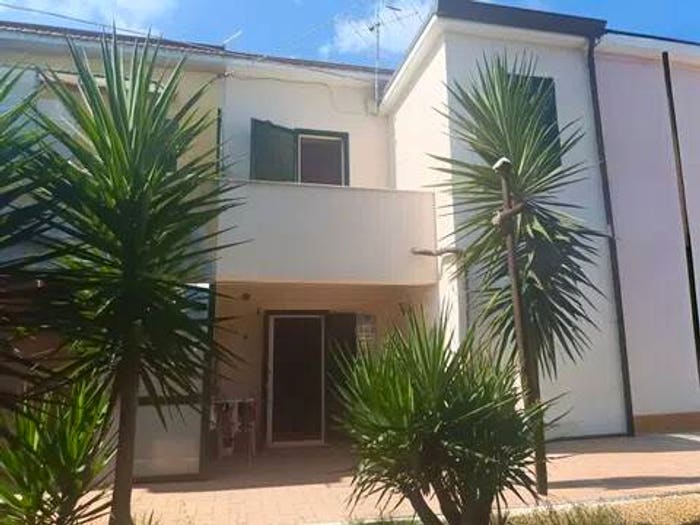 Casa bilocale in vendita in Frazione Castelferrato, Torrevecchia, Torrevecchia Teatina