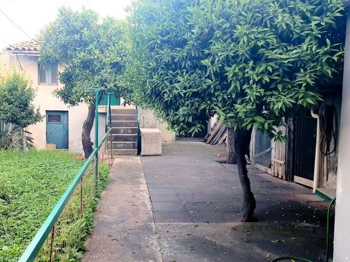 Casa con 6 locali in vendita in Giarre