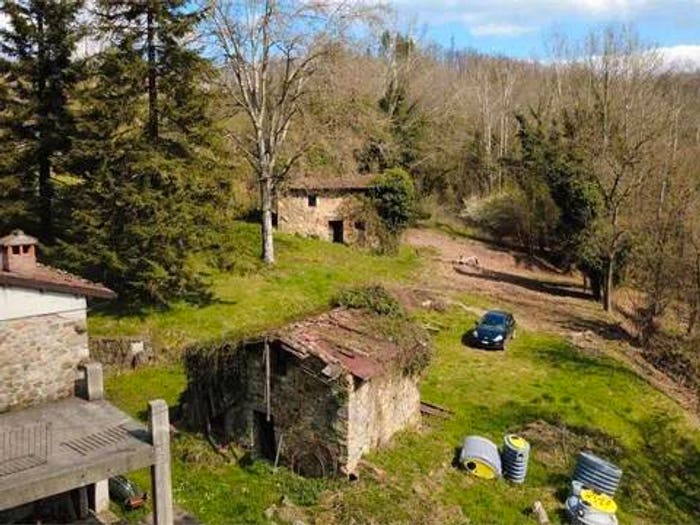 Casa con 6 locali in vendita in Località Alle Piane Cerretoli, Castelnuovo di Garfagnana