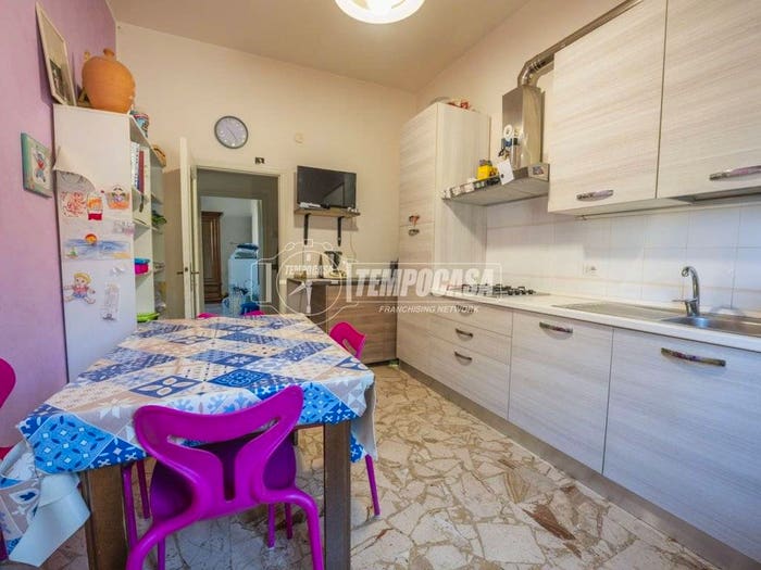 Appartamento con 6 locali in vendita in Trodica, Morrovalle