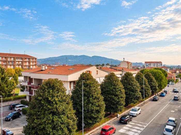 Appartamento quadrilocale in vendita in Via Sassari, Nichelino