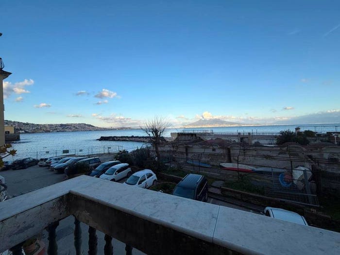 Appartamento con 5 locali in vendita in Via Ferdinando Russo, Posillipo, Napoli