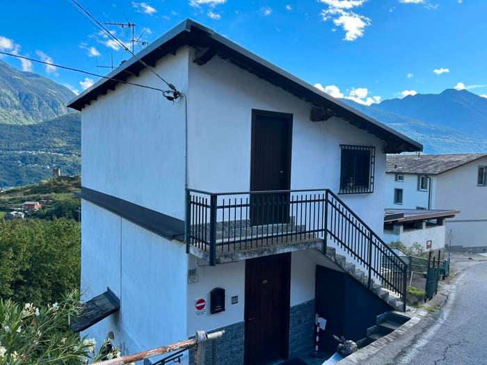 Casa monolocale in vendita in Via Valena, Montagna in Valtellina