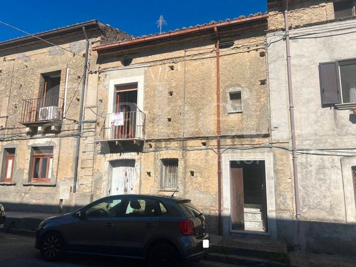 Appartamento trilocale in vendita in VIA DEL POPOLO, Centro, San Pietro in Amantea