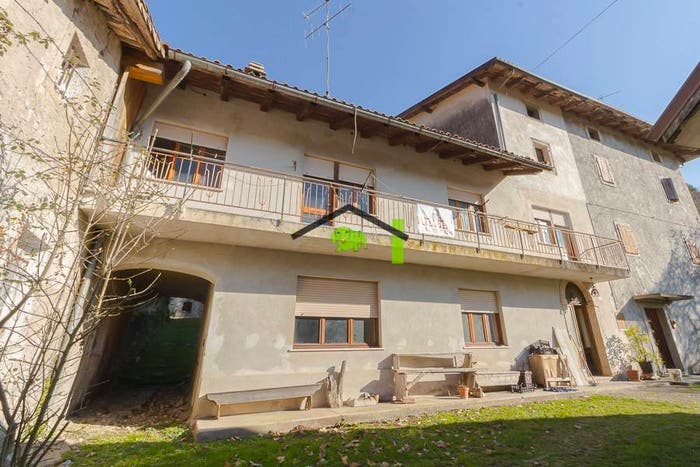 Casa con 6 locali in vendita in Borgo Avon, Meduno