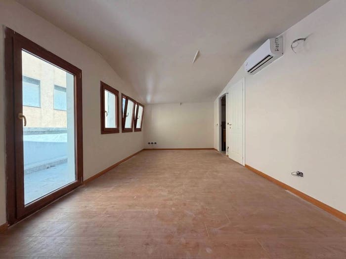 Appartamento con 6 locali in vendita in Corso Italia, Porta Crucifera, Arezzo