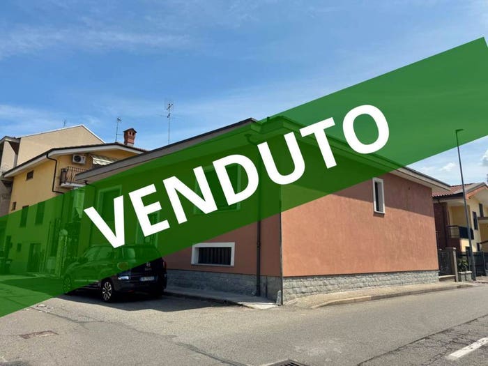 Casa quadrilocale in vendita in Via dei Mille, Nichelino