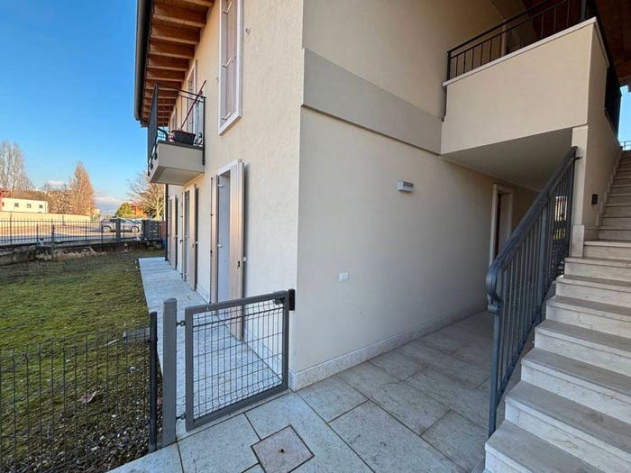 Appartamento trilocale in vendita in Via Busa, Ospedaletto Santa Lucia Arcè, Pescantina