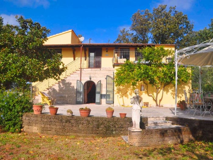 Casa con 6 locali in vendita in Via Aia Vecchia, Castellina Marittima