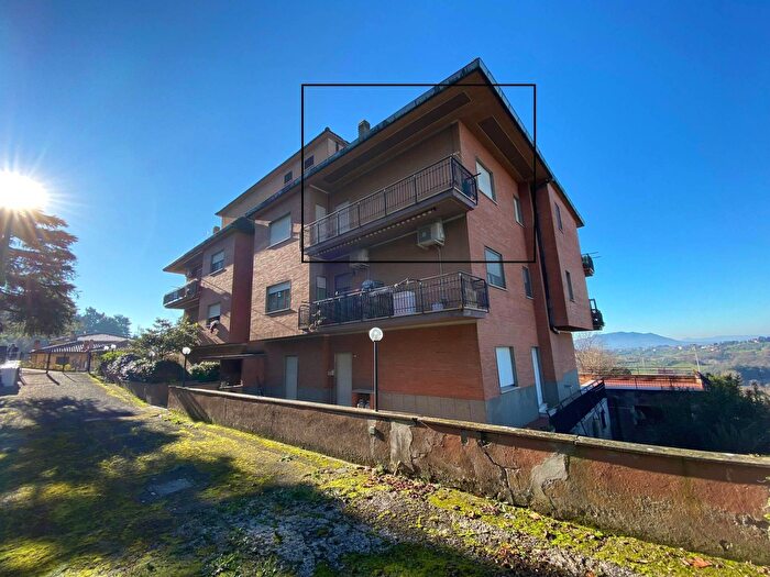 Appartamento quadrilocale in vendita in Viale Giuseppe Verdi, Cantalupo In Sabina
