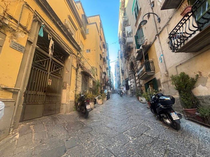 Appartamento monolocale in vendita in Salita Tarsia, Monte Santo, Napoli